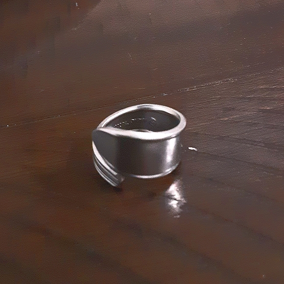 Handmade silver ring - Picture 1 of 1